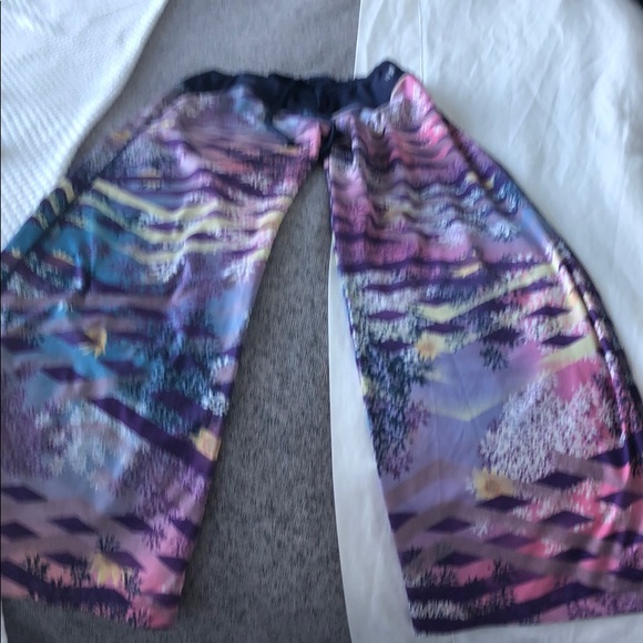 ELEVEN BY VENUS YOGA OUTFIT - Picture 3 of 3